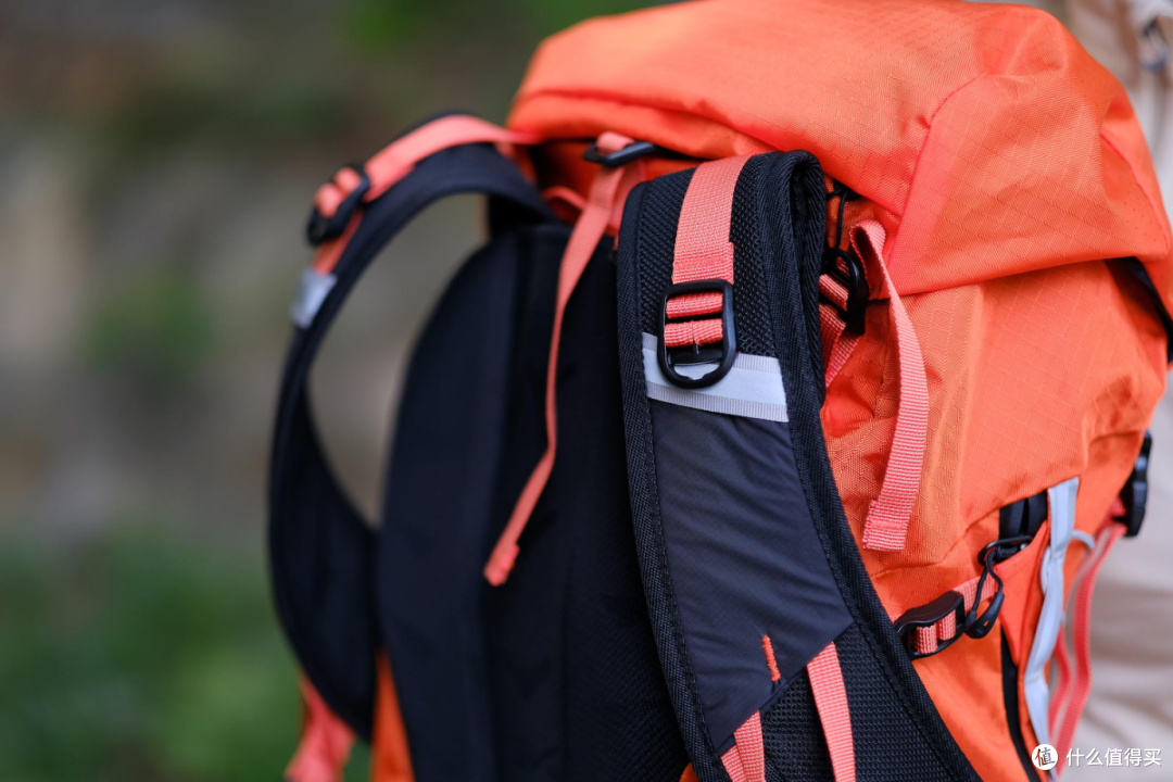专业户外标准导向,GaKior 登山包实测非轻度户外款