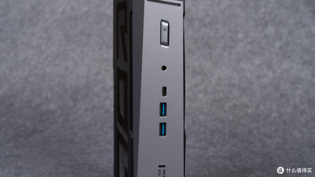 ROG 魔霸9 Mini深度评测:不到万元的3L钢炮,同配置游戏本咋打?