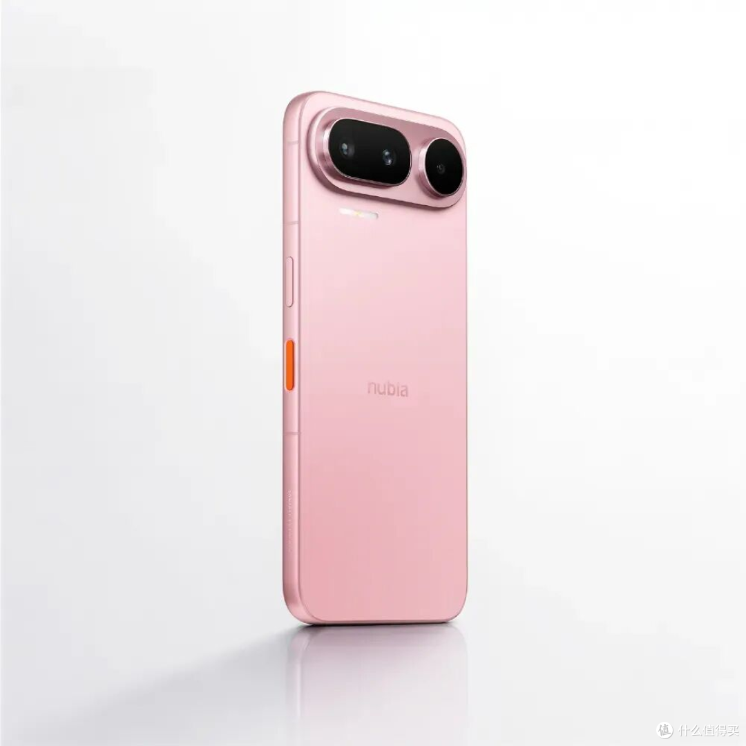 iOS 27推送当天,努比亚扔出王炸:AI手机直接开卖,比Siri实在多