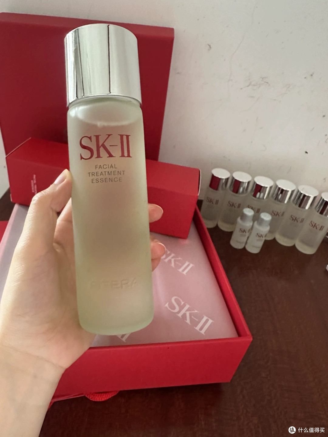抗皱紧致别乱买这瓶精华让皮肤紧回来了