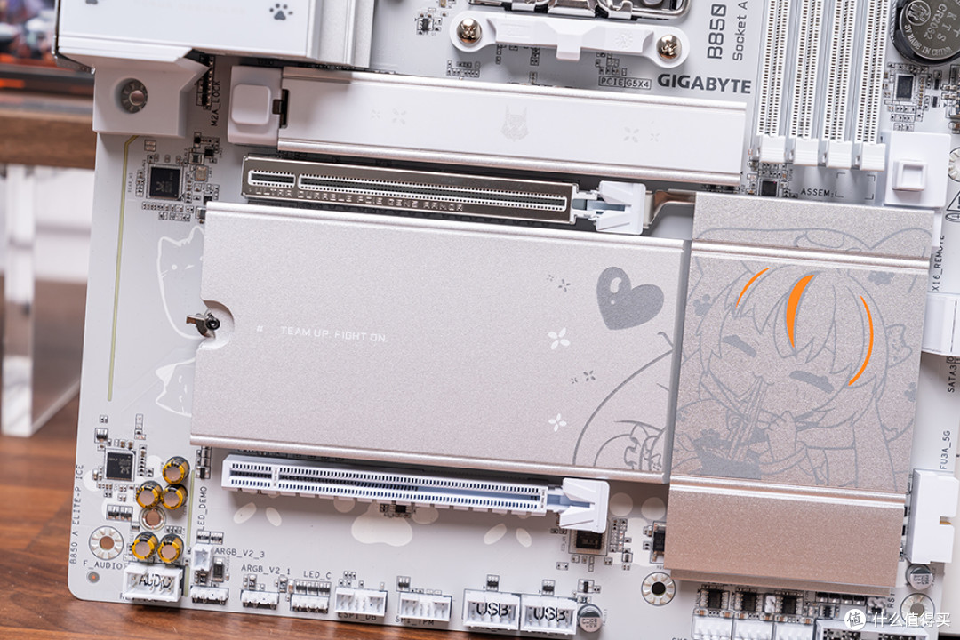 雕妹降临AM5平台，技嘉 B850 AORUS ELITE‑P ICE主板评测