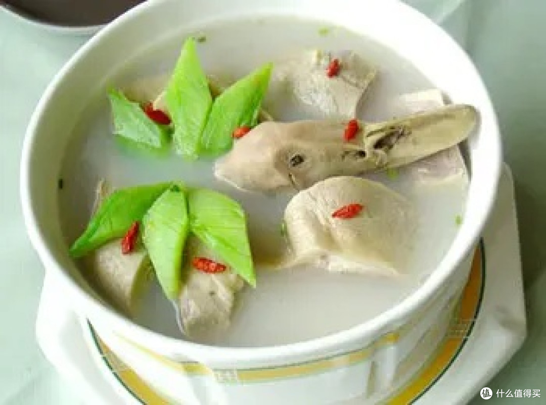 清鲜本味，一碗清汤鸭块

 