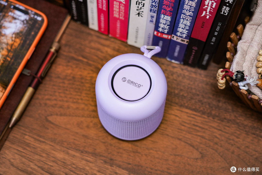 奥睿科便携音箱评测：巴掌大、27 小时续航，桌面与轻户外通吃