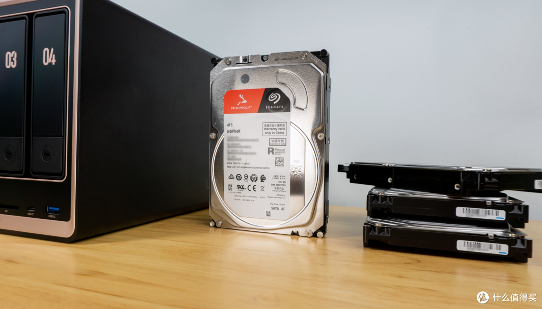 绿联DXP4800 GT搭建私有资源站:先用好原生套件,再玩容器拓展