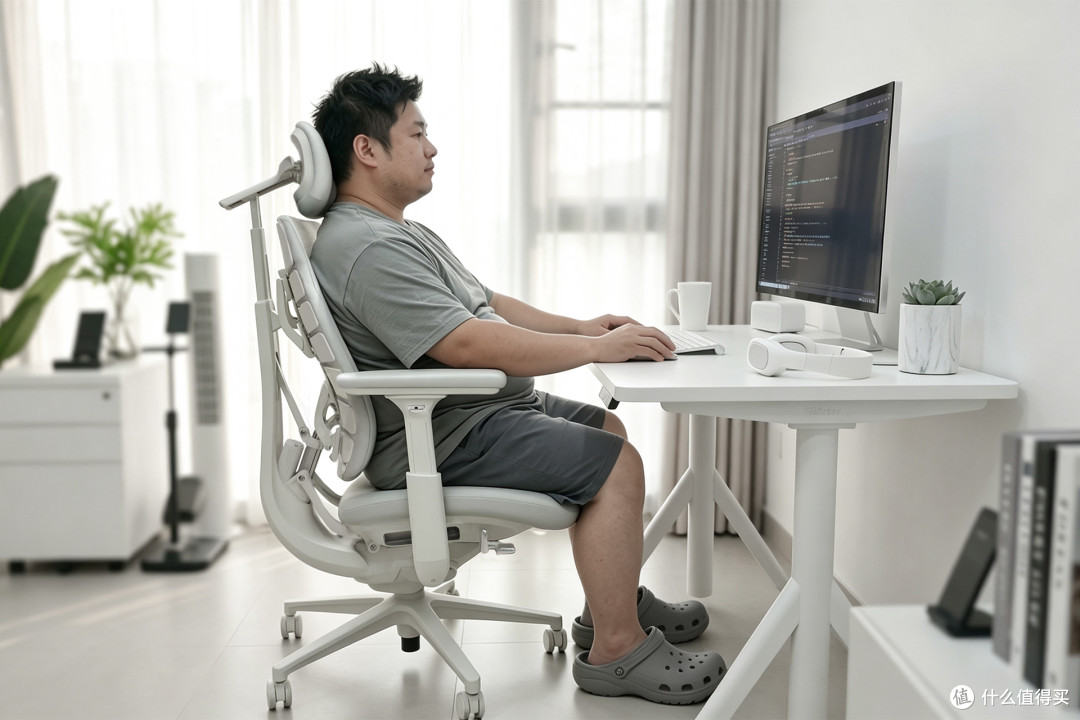 大体型人群也能有豪华座舱级体验，清闲Maxis Pro人体工学椅开箱