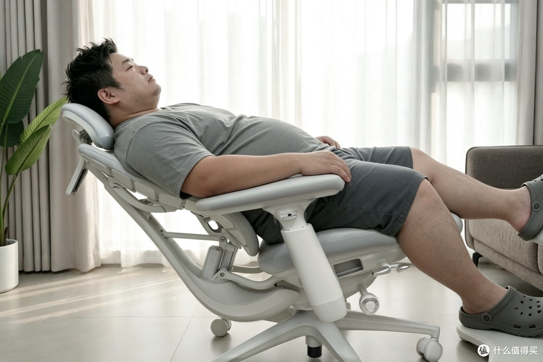 大体型人群也能有豪华座舱级体验，清闲Maxis Pro人体工学椅开箱