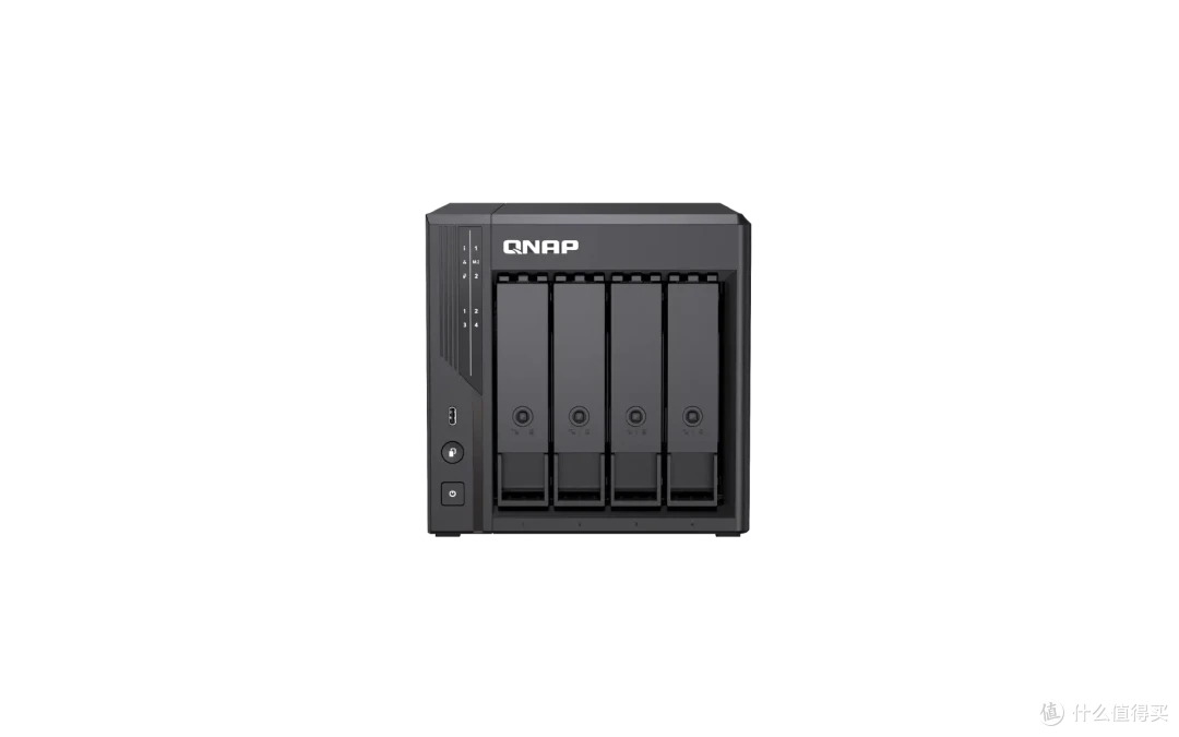 硬核玩家买 NAS:Qu405 更像一台可持续折腾的“小型服务器”