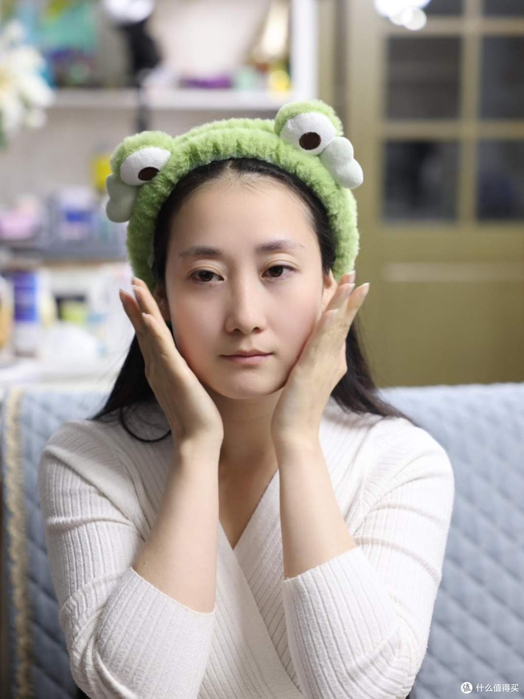 换季脸干红发痒?别再一味补水了!