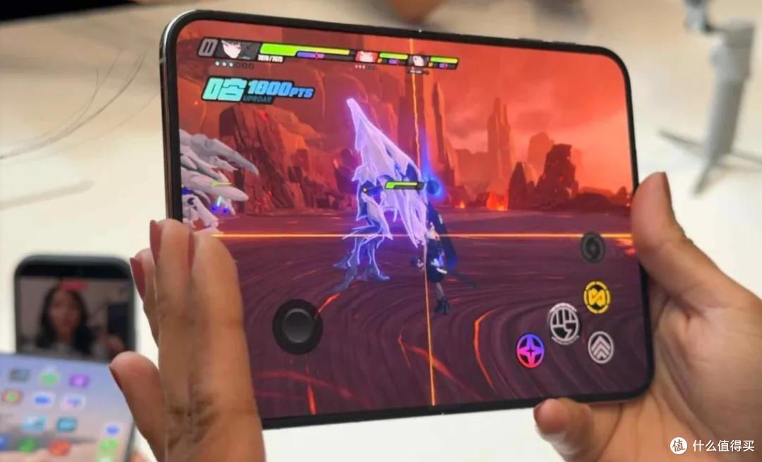 苹果折叠真机来了！iPhone Duo初上手：2T卖26499元，折痕真明显