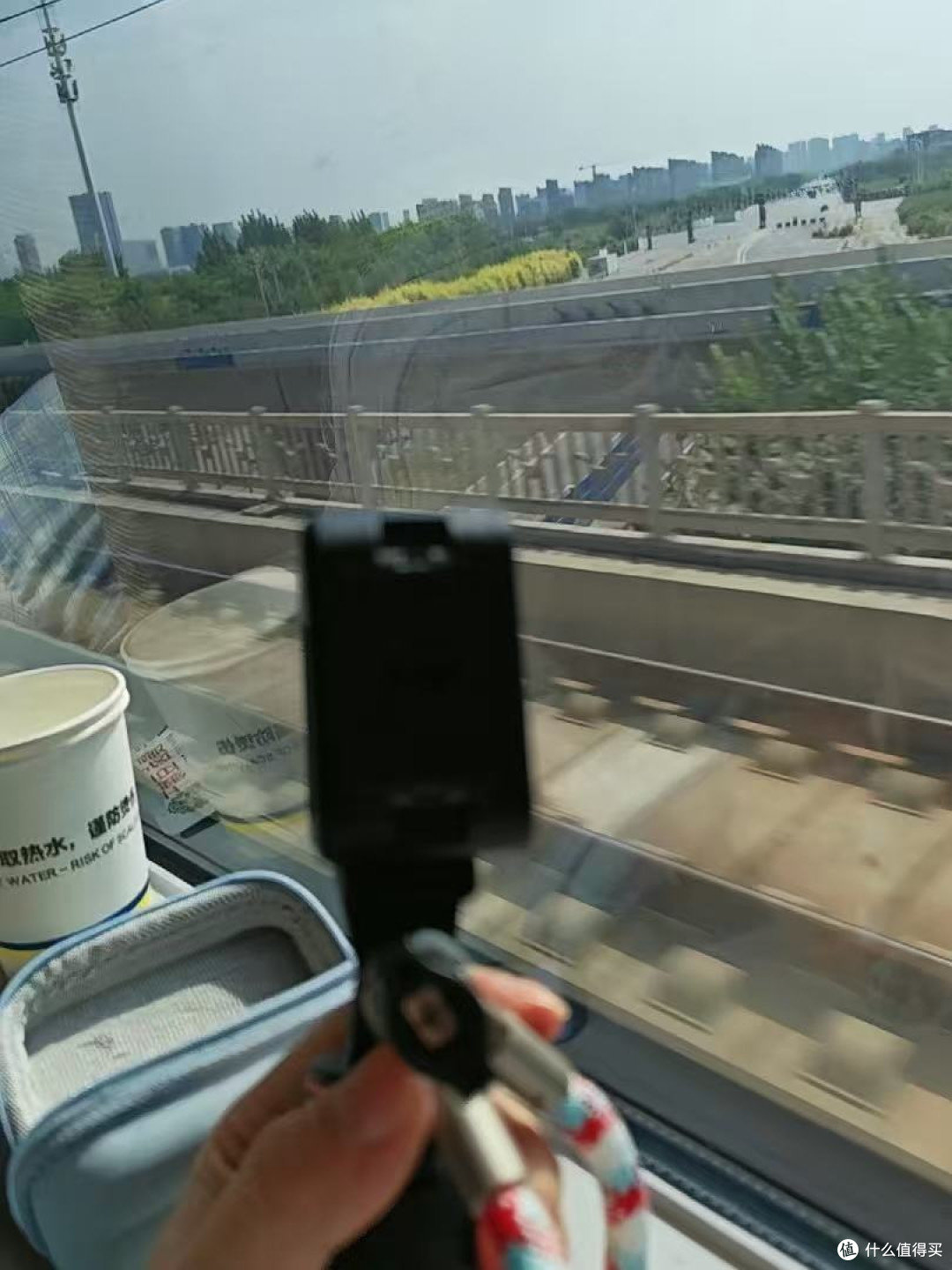 上班路上用Action6记录通勤日常