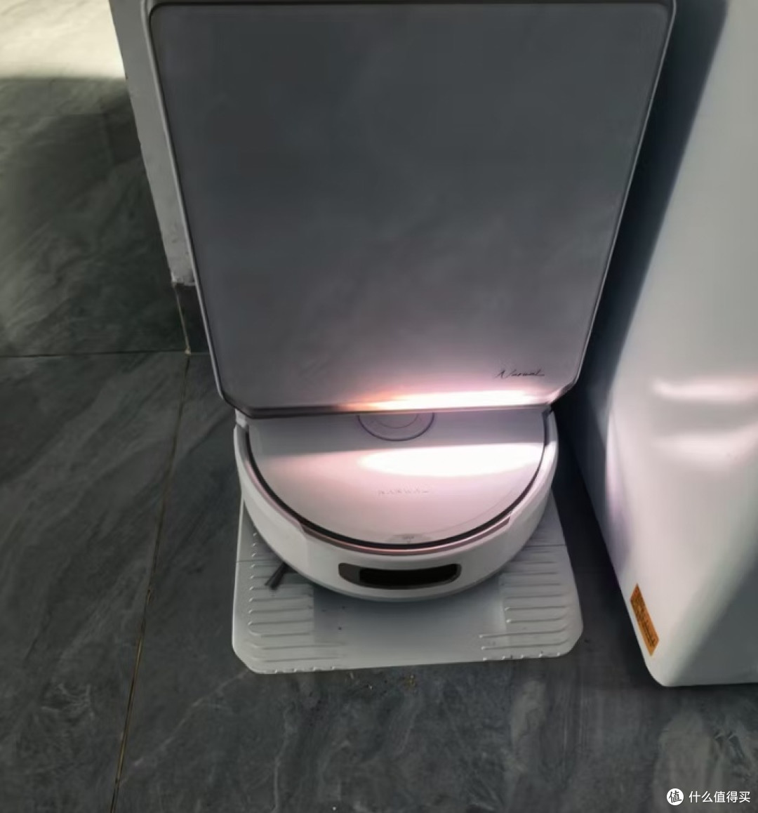 云鲸逍遥003超薄基站评测