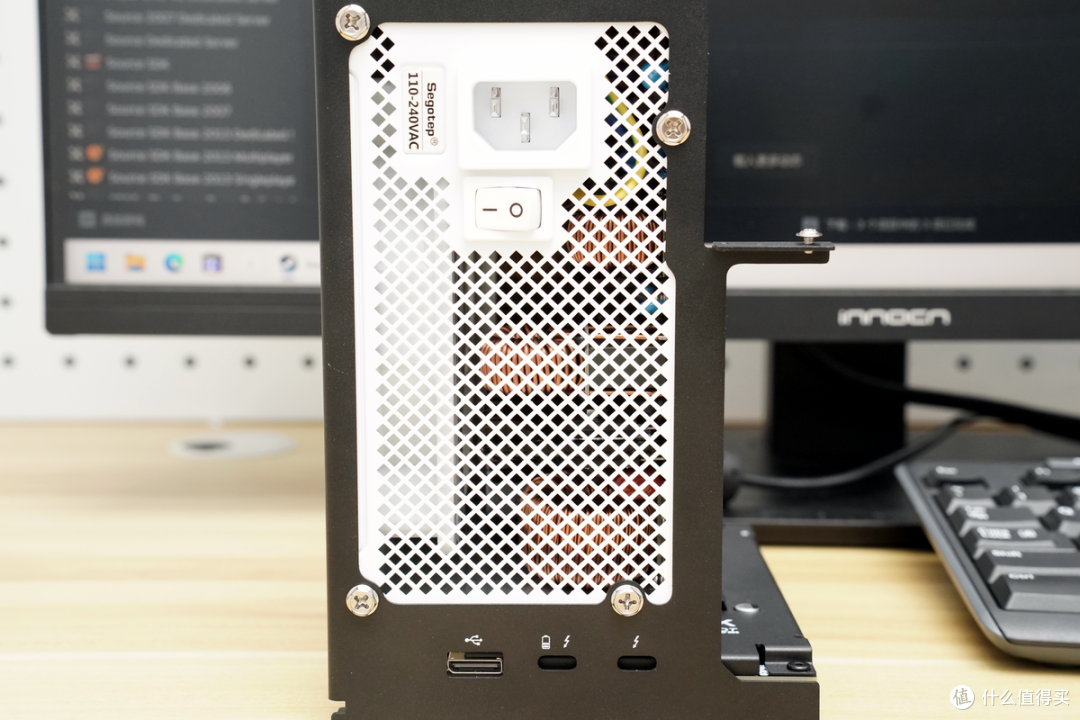 RTX 5080损耗多少？EXP GDC OCuP4V2 OCuLink显卡坞开箱评测