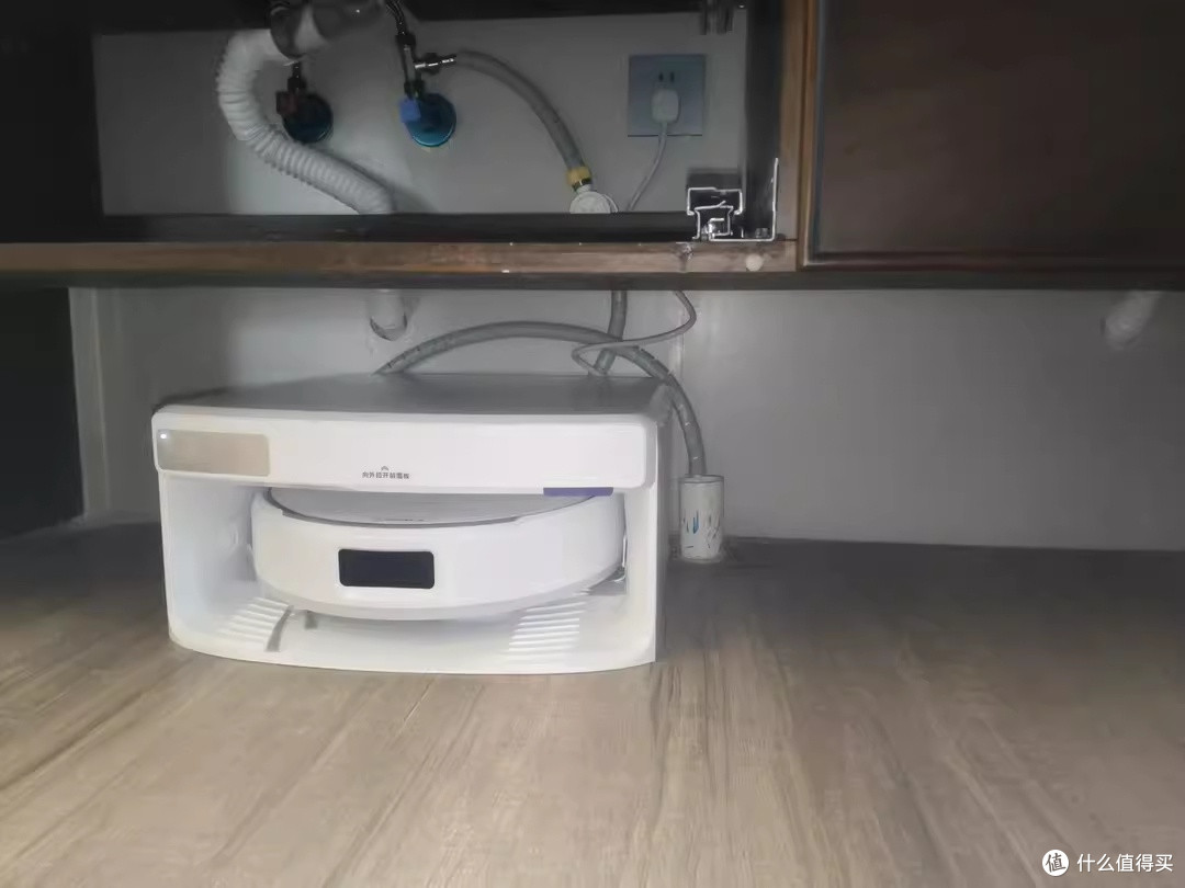 云鲸J6把光脚自由和少动手都安排明白了
