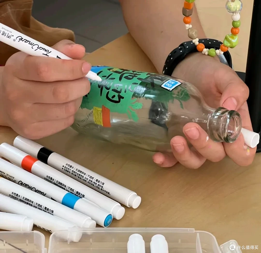 喝完的苏打水瓶子别扔,这样改造一下,比专门买的小玩意还好用