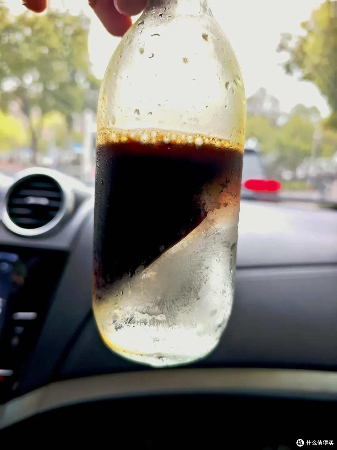 喝完的苏打水瓶子别扔,这样改造一下,比专门买的小玩意还好用