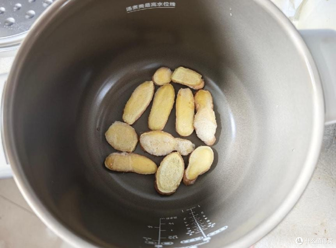 一款造型十分有创意的电饭煲——⽶家智能IH电饭煲2多功能版