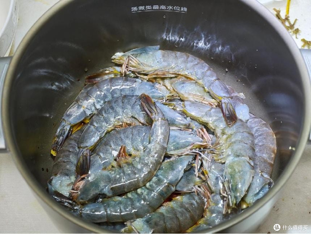 一款造型十分有创意的电饭煲——⽶家智能IH电饭煲2多功能版