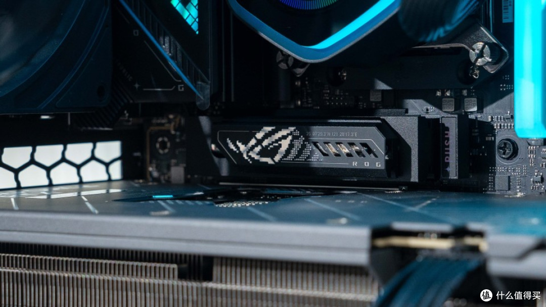 可变风冷:9850X3D+ROG STRIX X870E-E NEO+酷冷HAF II 500装机