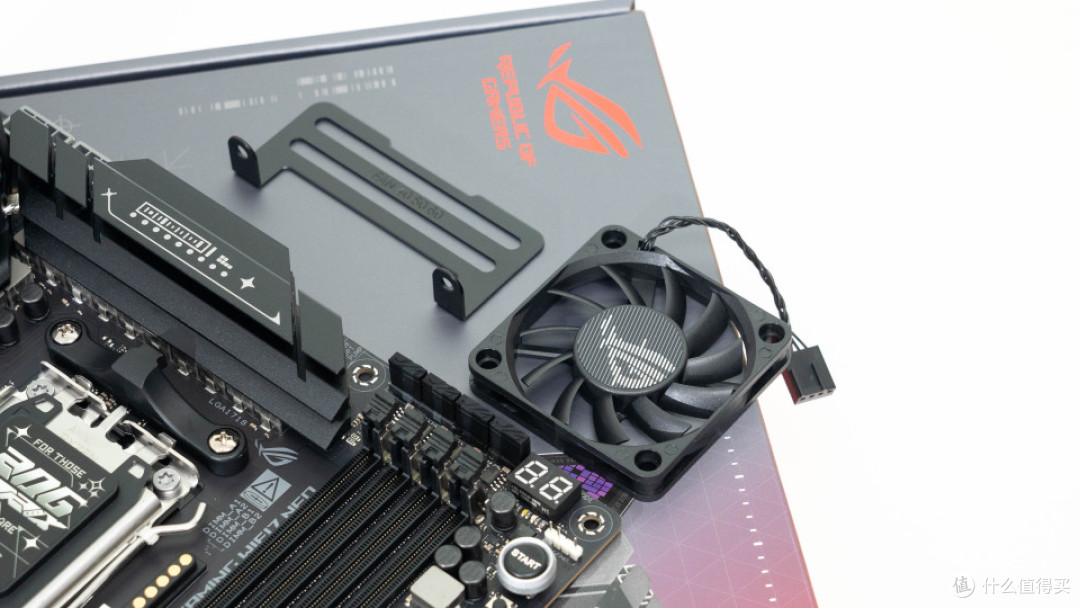 可变风冷:9850X3D+ROG STRIX X870E-E NEO+酷冷HAF II 500装机