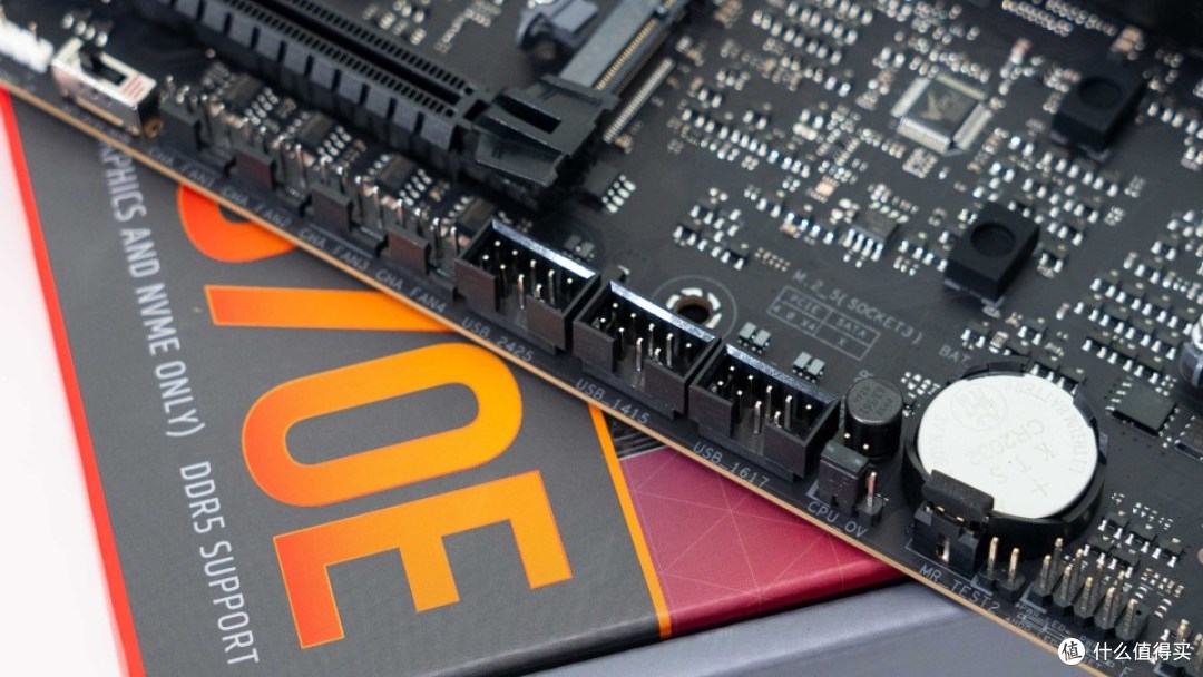 可变风冷:9850X3D+ROG STRIX X870E-E NEO+酷冷HAF II 500装机