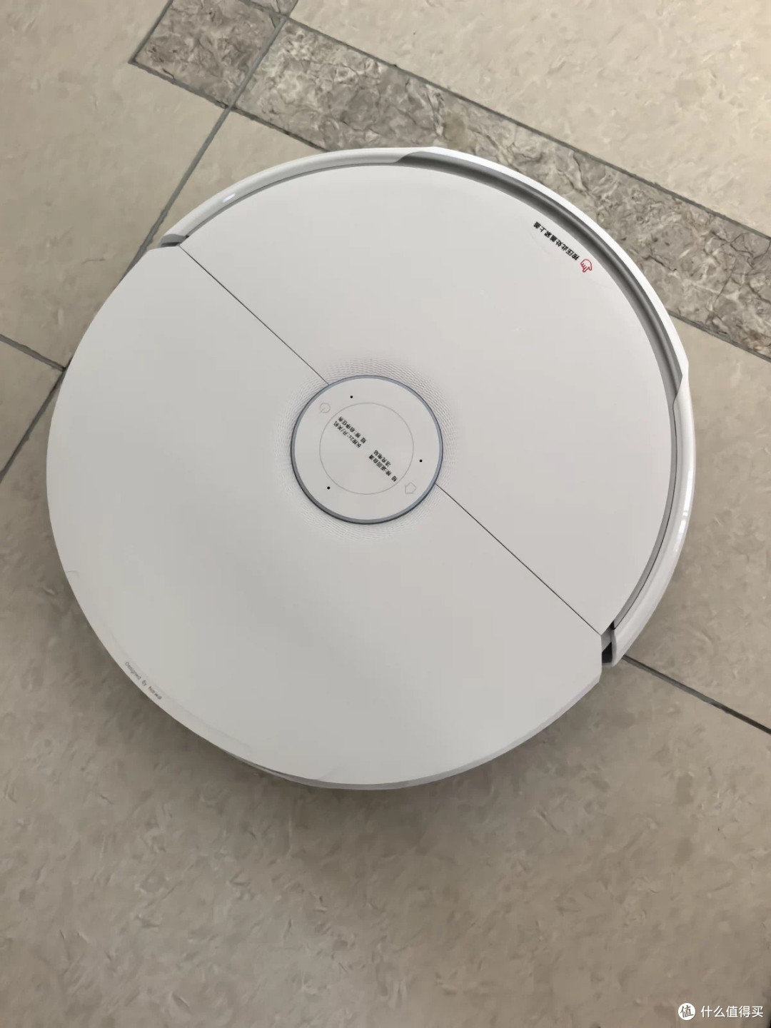 云鲸J6走进我家,从此告别家务内耗