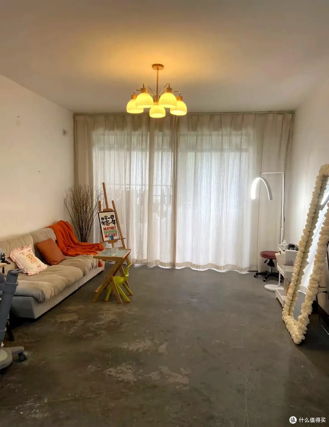 为啥越来越多人入住“毛坯房”?不刷墙、不吊顶,比出租屋舒坦!