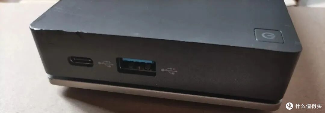 宏碁 N18D1商用坞:三屏 MST 一线通,优点亮眼,短板同样突出