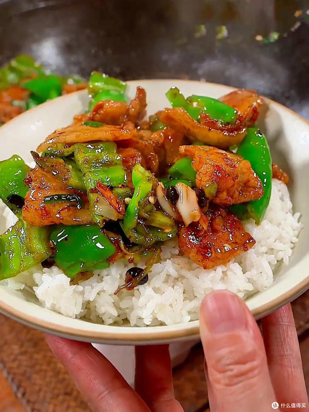 “澳龙、帝王蟹”下饭？还是“麻婆豆腐”下饭？下饭菜有标准！