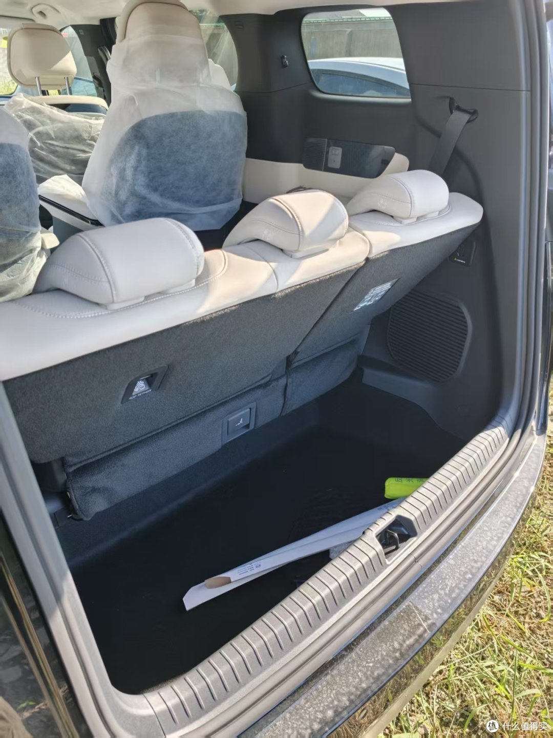 从Model 3到MPV:我带全家试驾4台车,卡在"舒适"和"安全"之间