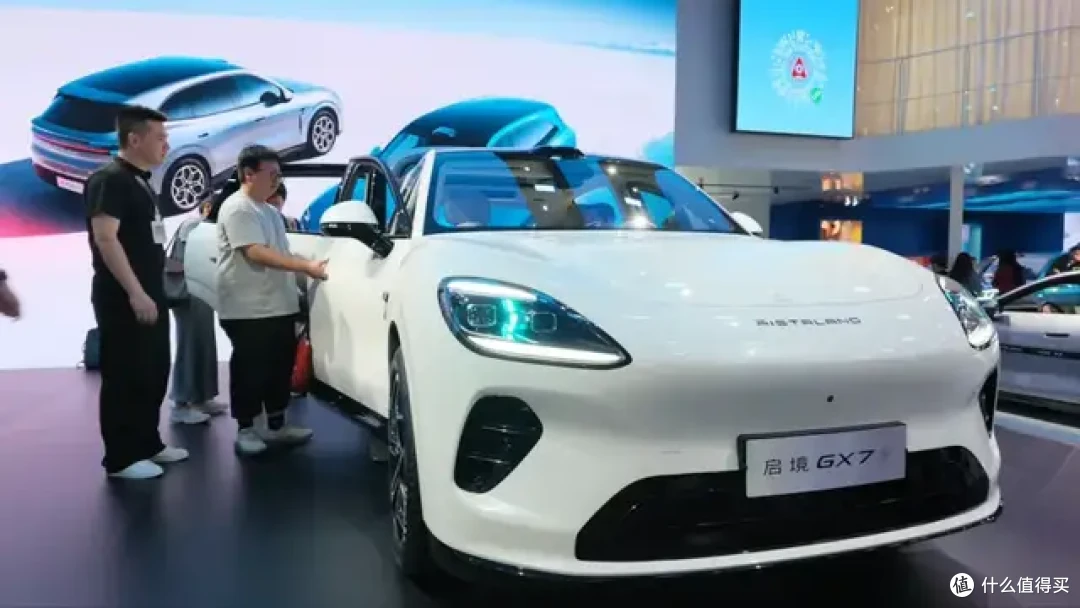 竞品销售聊方程S第一印象:品牌首款轿跑,好不好卖全看价格