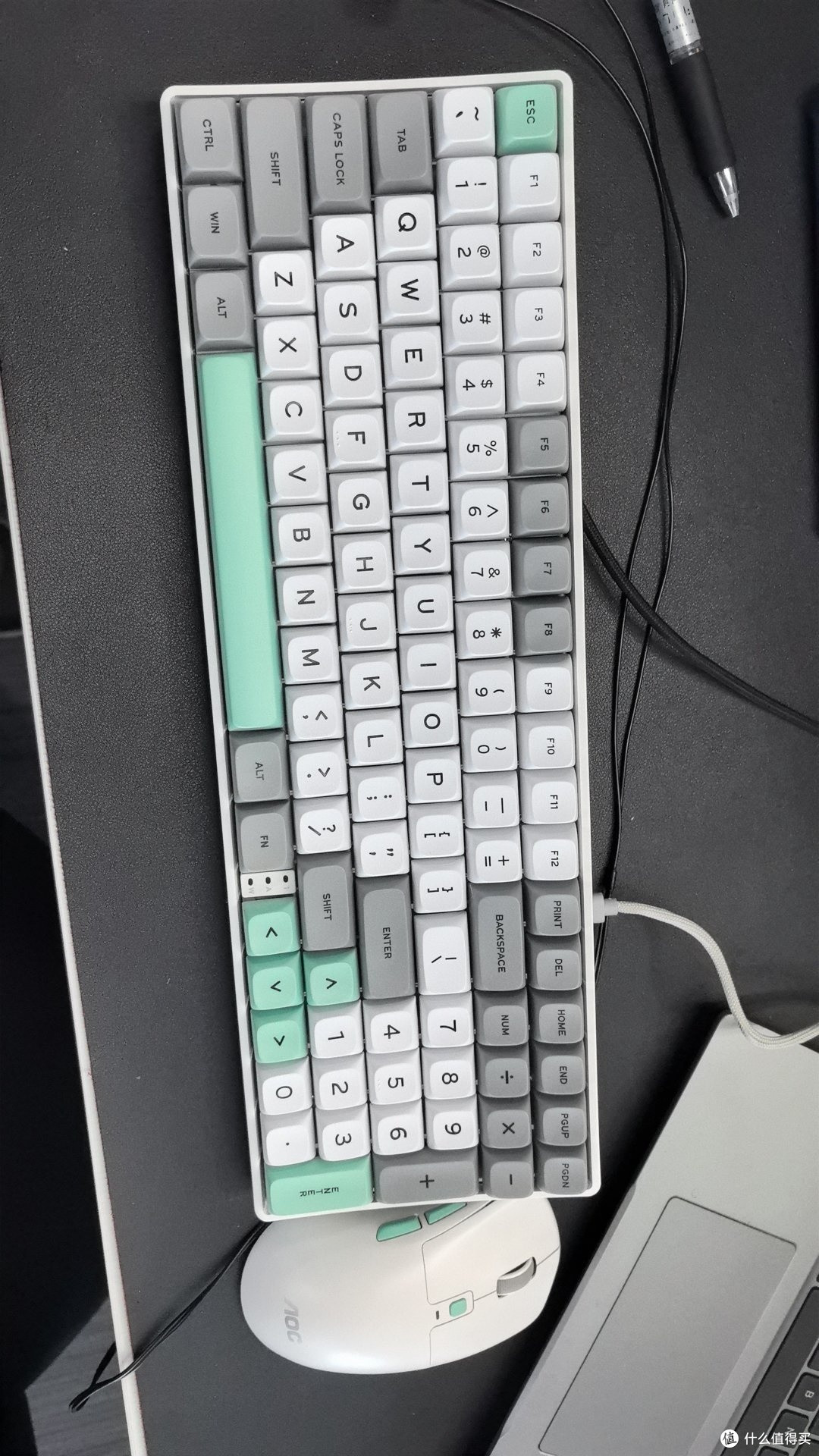 AOC GKM100三模键鼠套装:200元档的“全能六边形战士”