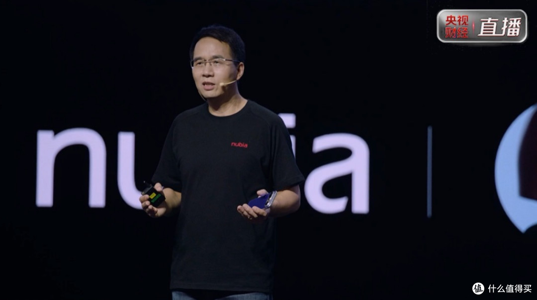 搭载豆包手机助手,努比亚NaviX Ultra 5499元起售