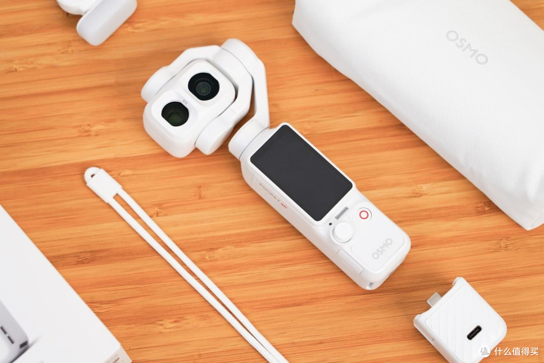 大疆Osmo Pocket 4P珠光白开箱：把珠光质感装进口袋