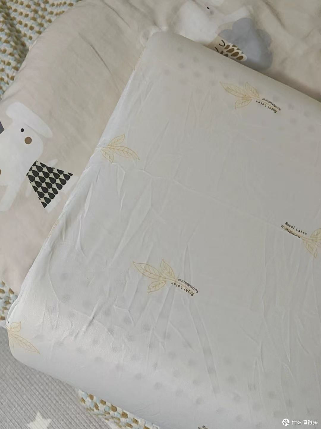 婴儿乳胶枕护颈定型,新手爸妈少焦虑