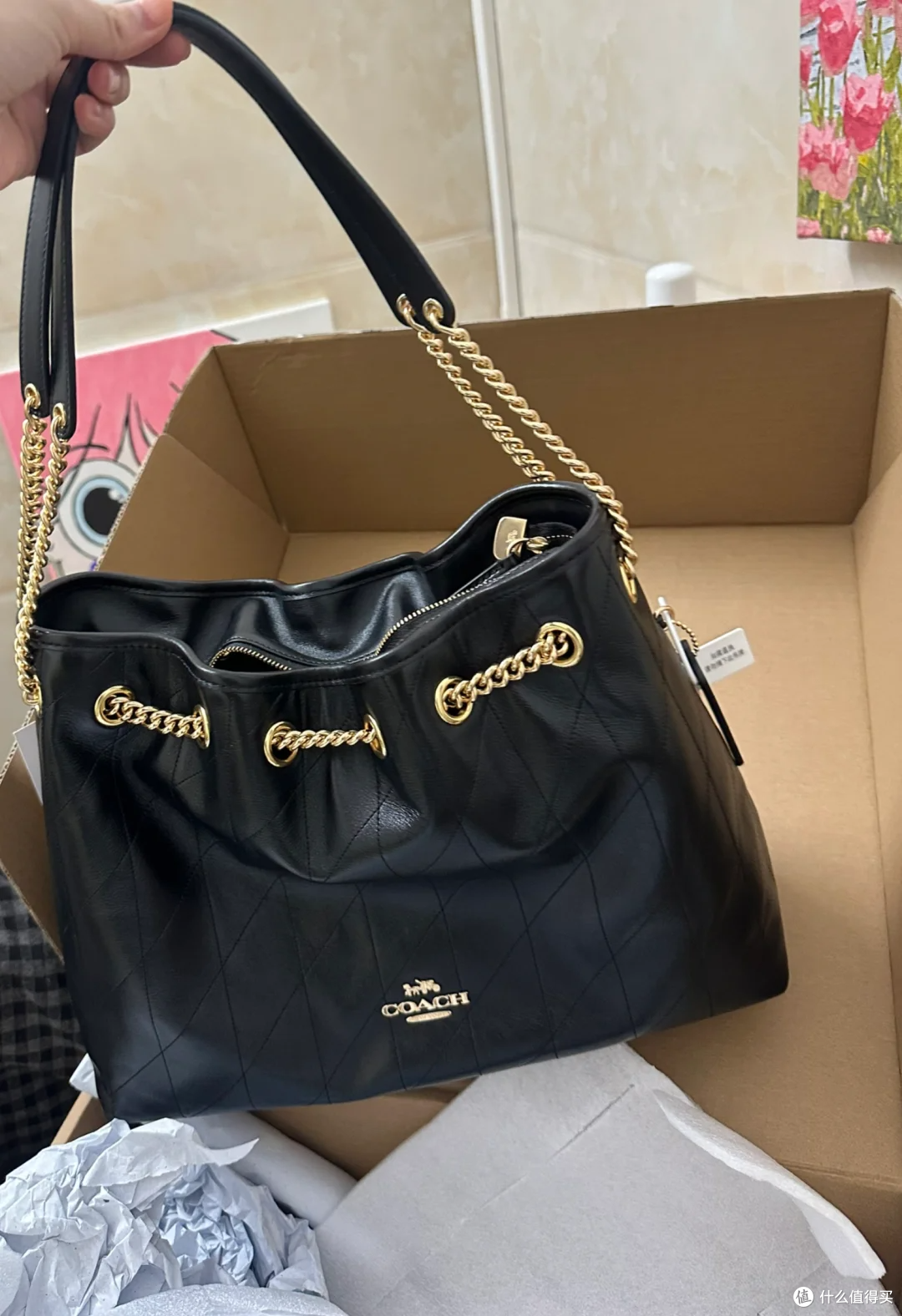 被叫作垃圾袋的Coach,背上却意外好看