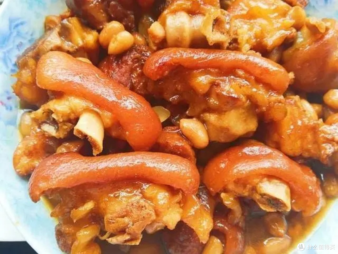 花生焖猪手，软糯醇厚的客家家常味
