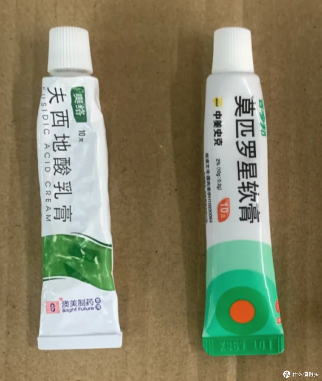 头皮抠下来的小颗粒到底是啥?扣头皮虽然爽,但可能把头抠秃