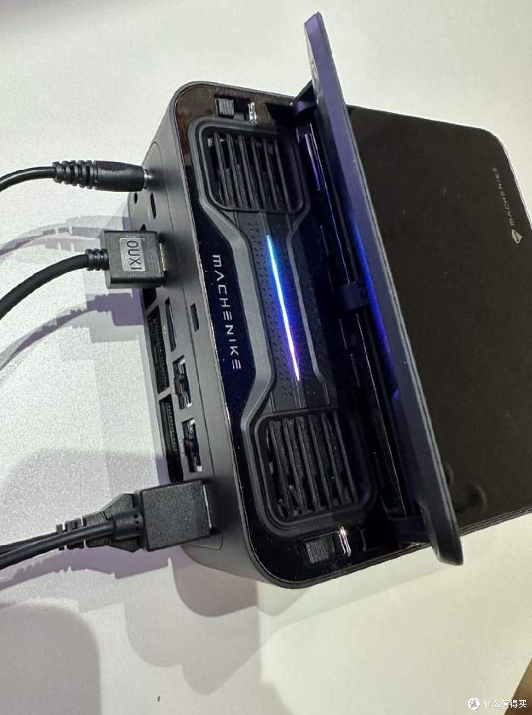 二手鱼塘惊现机械师GTS小主机!Ultra9 285H+32G+1T仅5299元