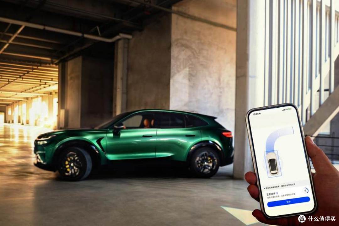 智美AI越级大五座SUV 极狐阿尔法T7重磅上市 补贴价13.28万起