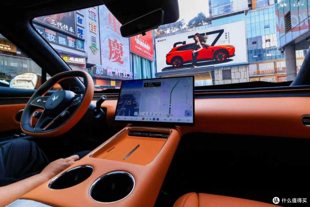 智美AI越级大五座SUV 极狐阿尔法T7重磅上市 补贴价13.28万起