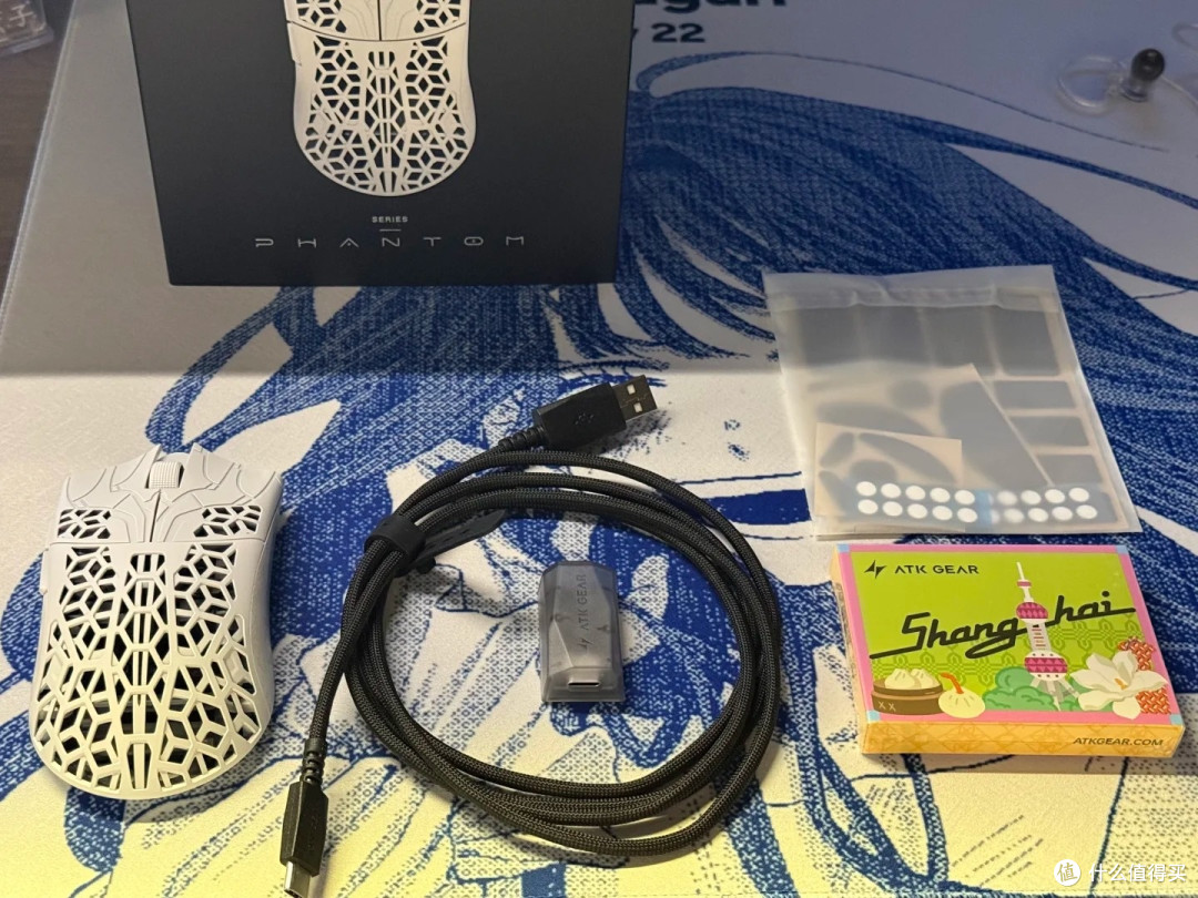 终于蹲到！四百出头拿下类 FM 模具轻量鼠，老玩家直接情怀拉满