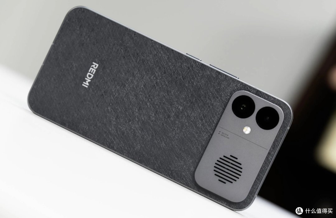 小米“性价比”机皇诞生:从3999元跌至2777元,天玑9500+8550mAh