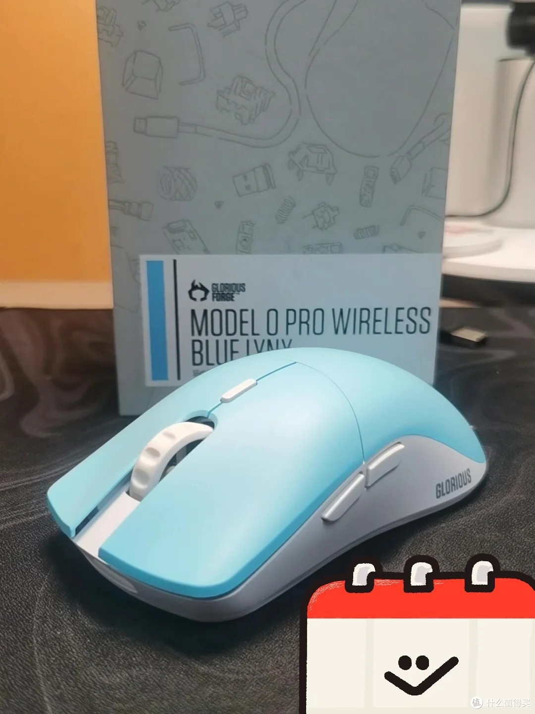 终于蹲到！四百出头拿下类 FM 模具轻量鼠，老玩家直接情怀拉满