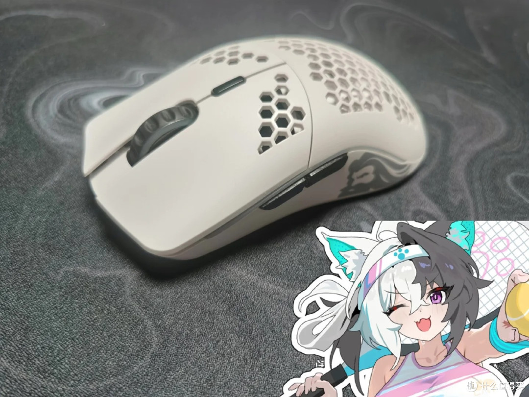 终于蹲到！四百出头拿下类 FM 模具轻量鼠，老玩家直接情怀拉满