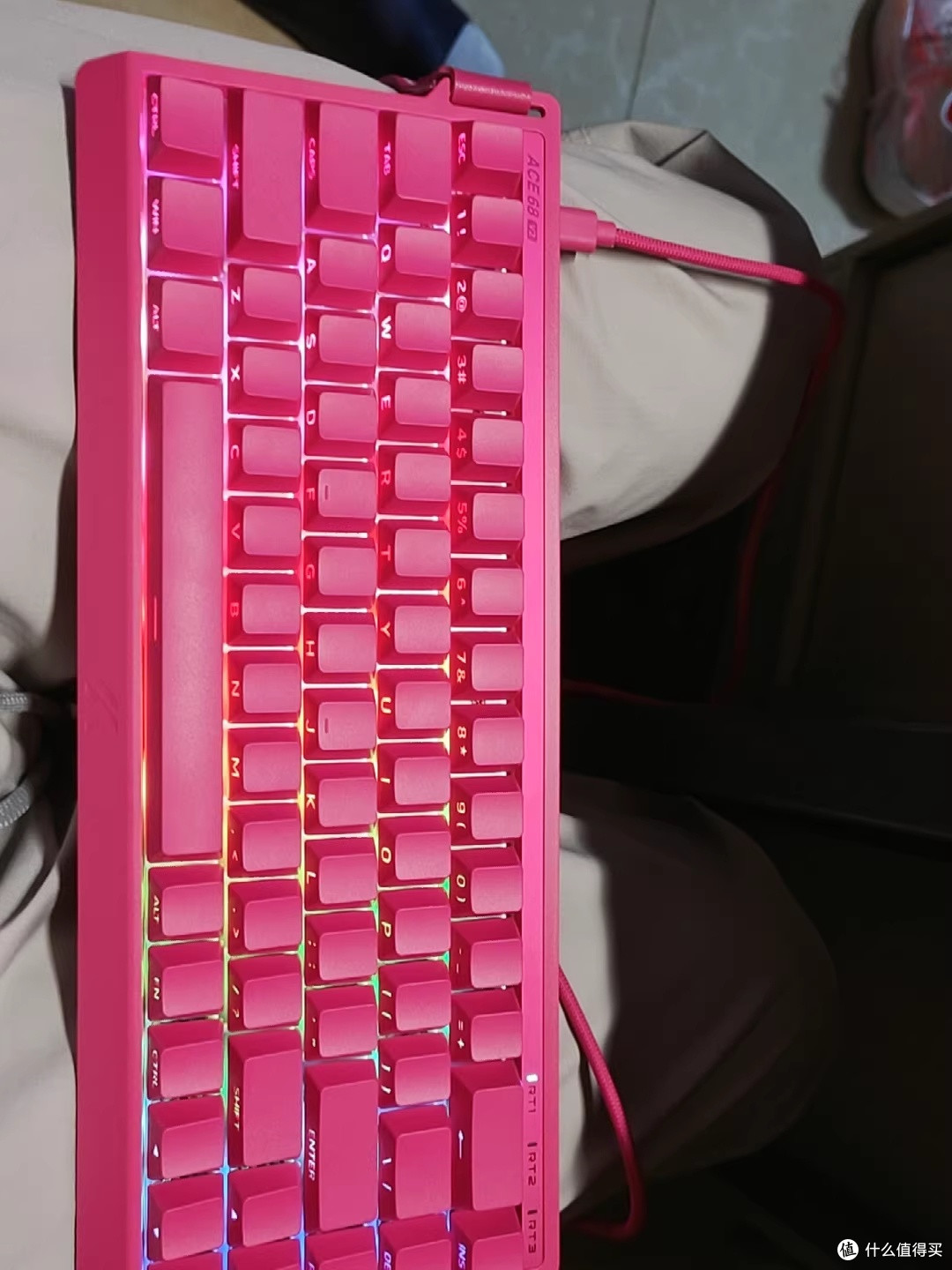 两百元档磁轴狠货,迈从Ace 68V2让桌面真香
