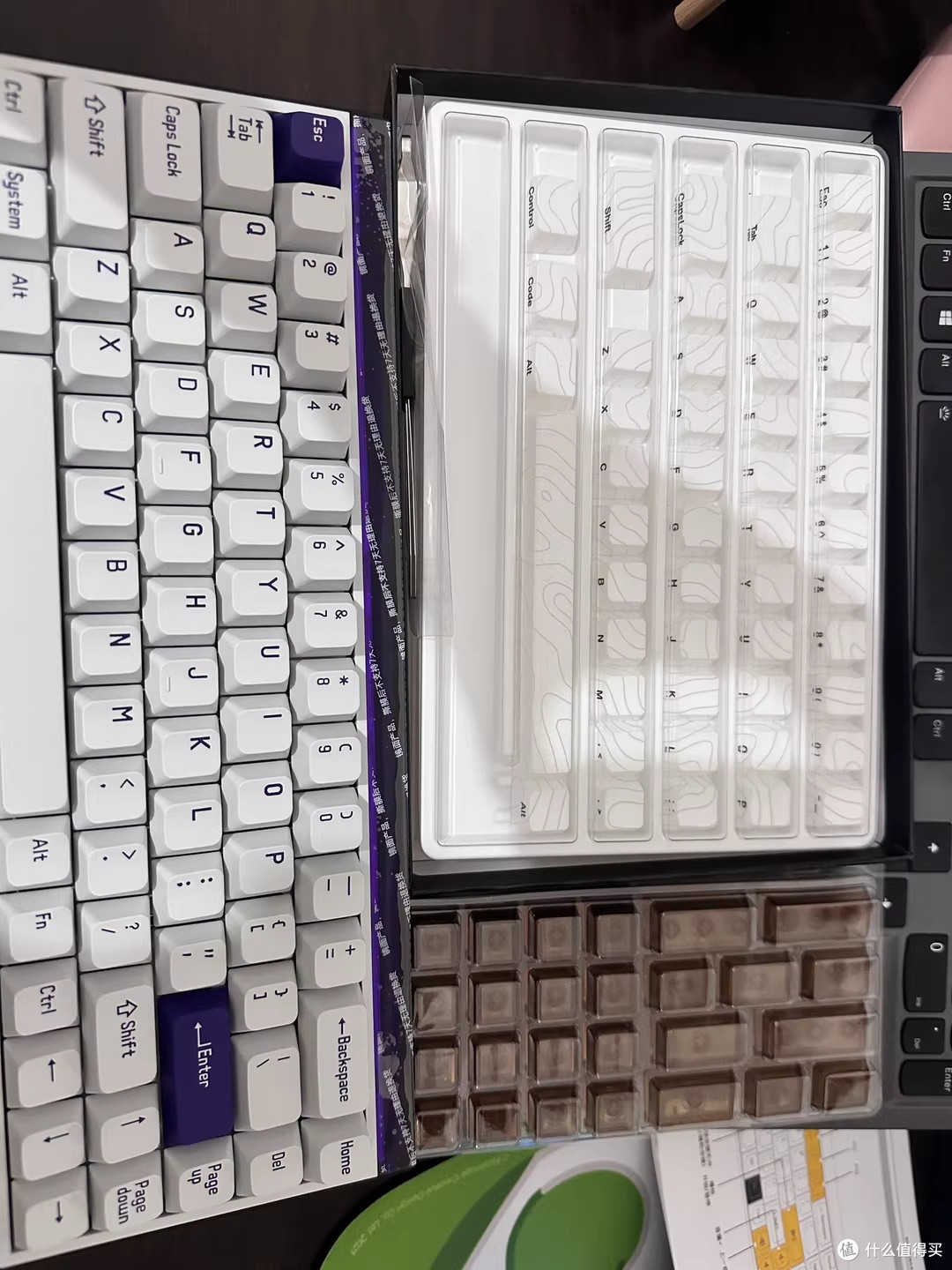 小蜜蜂MADE68PRO+磁轴上手：急停跟手灯箱真香