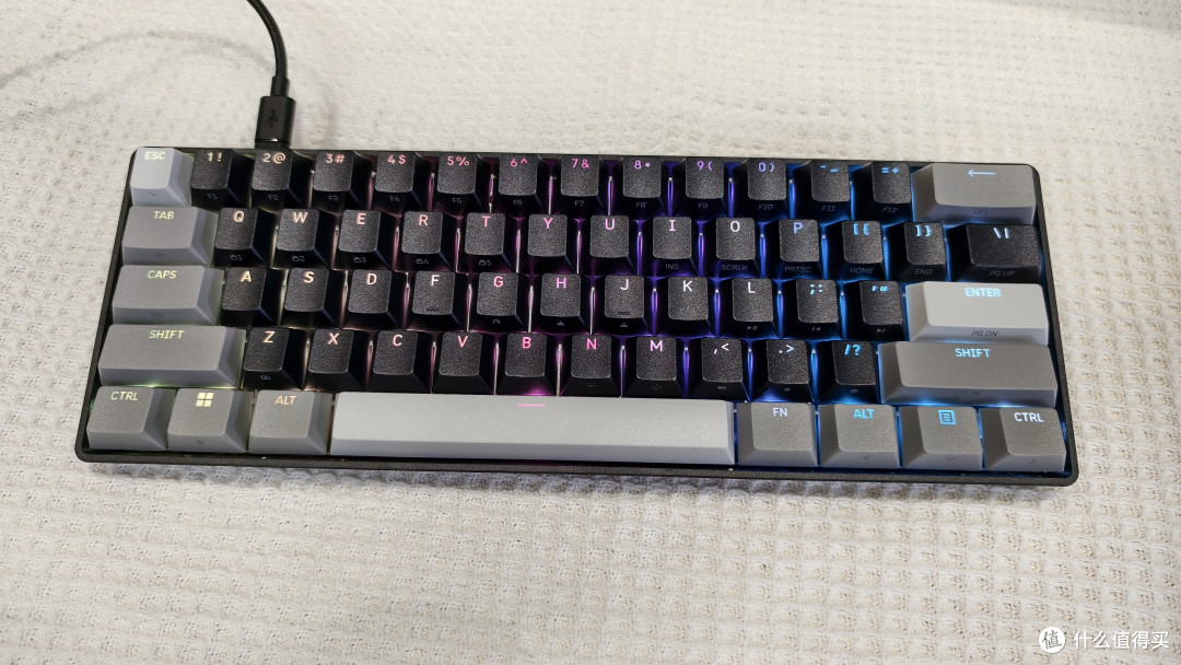 海盗船破浪者PRO MINI 60键盘体验：参数之外的坚守和取舍