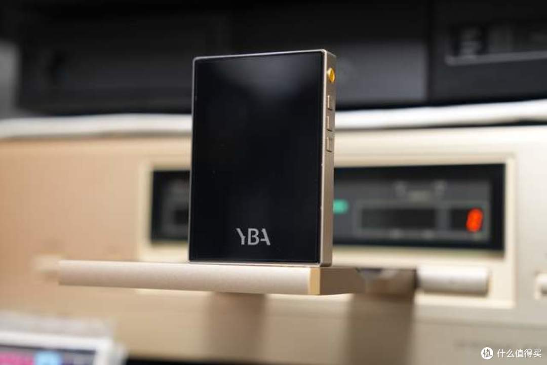 掌心台机:首发评测YBA VIBE P1,一台不像便携的便携解码耳放