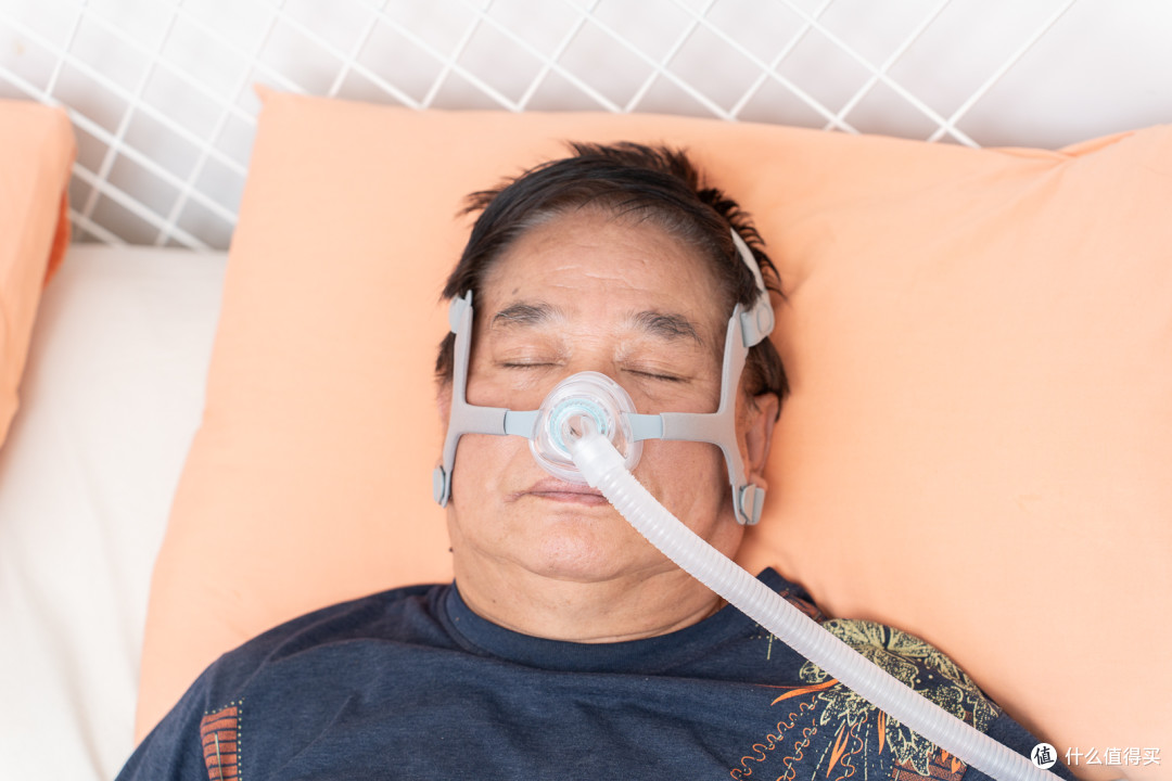 近中秋给七十老父亲买呼吸机,瑞迈特 E6 上手半月打消我四个顾虑