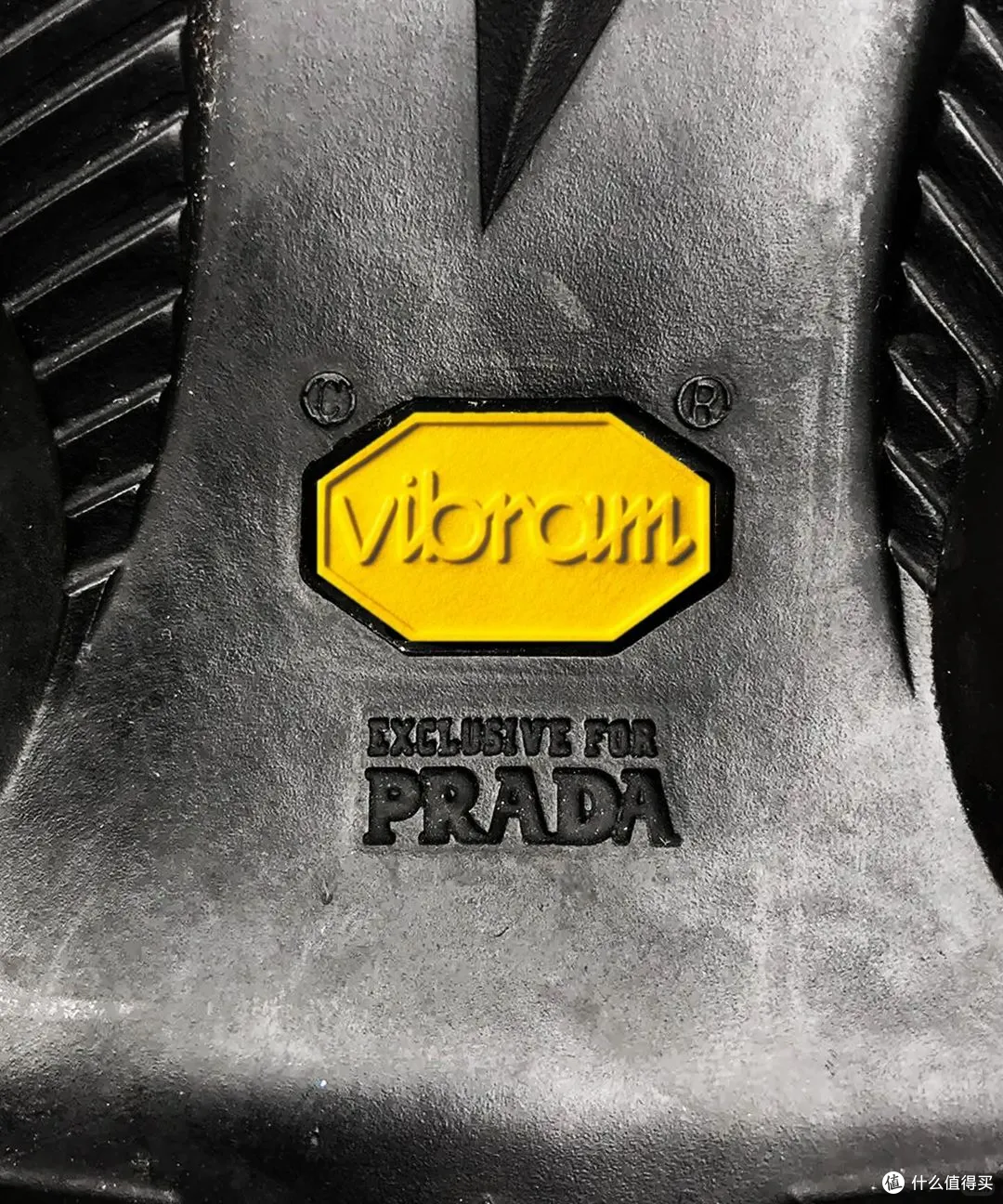 Vibram：六个朋友坠崖后，他造出了全世界鞋底上的那块黄标
